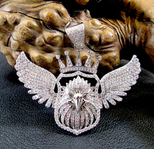 Collier pendentif Ailes d'Aigle serties de pierres, plaqué rhodium, avec breloque oiseau doré et bijou couronne, idéal pour un cadeau - Product Image 1