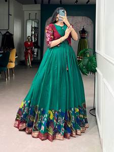 Robe longue artisanale Kalamkari Chanderi avec veste ouverte assortie et bordure Zari, style ethnique évasé pour femme (BMU 5014) DC - Product Image 3