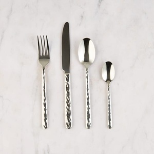 Ensemble de couverts en acier inoxydable poli à la main, finition or mat, design moderne, compatible lave-vaisselle, couteau, fourchette, cuillère, pour mariage et dîner - Product Image 4