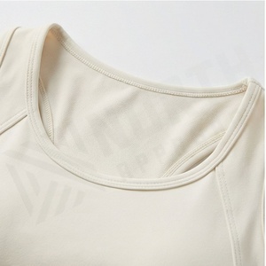 Ensemble de yoga réversible personnalisé et tendance à motif uni pour adultes grandes tailles – Tenue de sport et d'exercice pour la gym et le fitness - Product Image 4