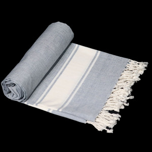 Serviette Fouta en coton de haute qualité avec logo personnalisé et design rayé à prix abordable, fabriquée en Inde. - Product Image 5