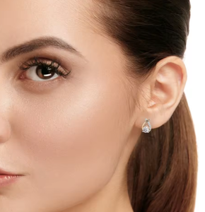 Pendientes Unisex de Oro Amarillo con Diamantes, Corte Brillante Redondo, Color E Natural, Joyería de Lujo para Compromiso y Aniversario, Oro Sólido de 18K - Product Image 4