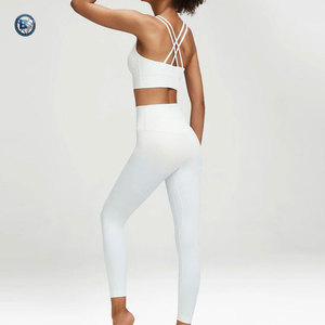 Premium Quality Activewear <b>Slim</b> Fit <b>Leggings</b> And Comfortable Sports Bra For Training Sessions - Product Image 4