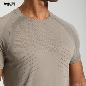 Conjunto Deportivo Casual de Verano para Hombre, Venta al Por Mayor, Logotipo Personalizado, 2 Piezas, Tejido de Secado Rápido, 100% Algodón, Camisa y Pantalón Corto - Product Image 4