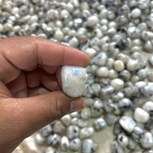 <b>Top</b> Quality Natural <b>Rainbow</b> Moonstone Tumbled Stones Polished Healing Crystal Flash Moonstone Reiki Chakra Stone Wholesale Bulk - Product Image 4