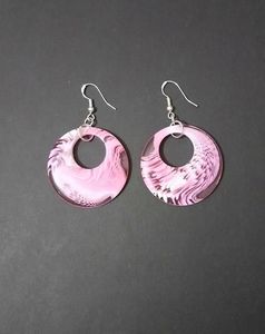 Pendientes de Resina Hechos a Mano Personalizados, Color Naranja, Forma Personalizada, Joyería de Moda, Técnica de Fundición, Artesanía de Resina, Tema de Ángel - Product Image 3