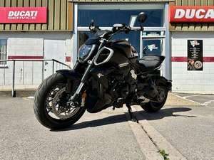 Moto sportive Diavel V4 1158cc d'occasion, meilleur prix de gros, à vendre au Royaume-Uni (77) - Product Image 3