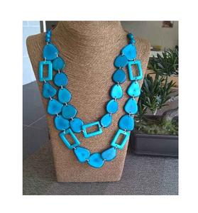 Collier artisanal de luxe sur mesure, de la meilleure qualité, magnifiquement poli, en résine, pour femmes. - Product Image 1