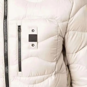 Chaqueta Acolchada Blanca Personalizada para Hombre, Chaqueta de Invierno Ligera y Cálida con Cuello Alto, Chaqueta de Burbujas para Exteriores, Calidad OEM, Nueva - Product Image 6