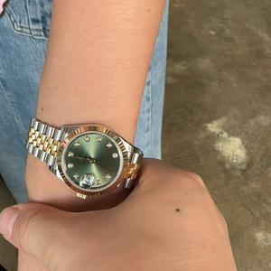 นาฬิกาข้อมือผู้ชาย SK 44 มม. หรูหรา สายสแตนเลส สไตล์แฟชั่น กันน้ำ 100 ม.  หน้าปัดแซฟไฟร์คริสตัล  ตัวชี้บอกเวลาประดับเพชร  พร้อมปฏิทิน  ระบบจักรกล - Product Image 1