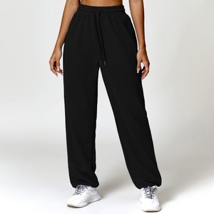 Wholesale Custom Solid Color Sweatpants Fitted French Terry <b>Stacked</b> Fleece Trousers Women's Sweatpants Women <b>Jogger</b> Pants - Product Image 3