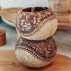 Wedding table centerpieces coconut shell candle <b>holder</b> for decor eco friendly <b>tealight</b> <b>holders</b> - Product Image 1