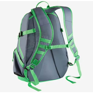 Mochila de fútbol versátil y protectora para todo tipo de clima con red integrada para balón, ideal para actividades deportivas al aire libre. - Product Image 2
