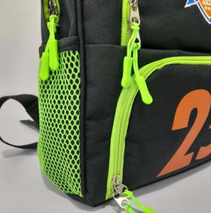 Mochila impermeable a la moda con logotipo personalizado, bolsa de viaje escolar personalizada con bolsillos para niñas y niños para uso informal al aire libre - Product Image 3