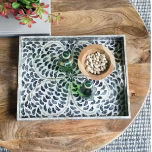 Plateau de service incrusté de résine le plus vendu pour décoration cuisine maison hôtel disponible - Product Image 1