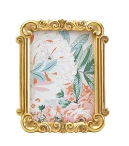 Cadre photo en métal et verre au design haut de gamme, élégant porte-photo, présentoir de table, accessoire de décoration moderne pour la maison - Product Image 3