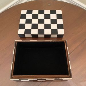 Stylish Resin Decorative Storage Box with MDF Inner for Home Gifting and Organization factory <b>Low</b> price storage box - Product Image 5