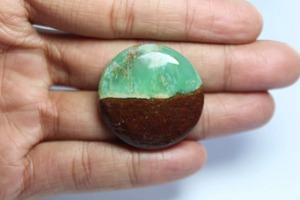 Pendentif en Chrysoprase Naturelle de Haute Qualité, Cabochon Bio de Qualité Supérieure, Effet Œil de Chat, Non Encapsulé (pour encapsulation ou huile) - Product Image 4