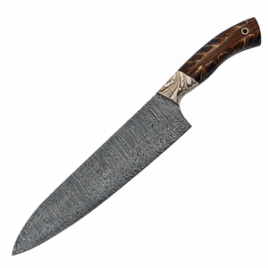 Cuchillo de Chef con Mango Marrón Marmoleado y Patrón Damasco, Hoja Ancha Gris Plateada y Empuñadura Curva para Cortar en la Cocina y Preparar Alimentos - Product Image 5