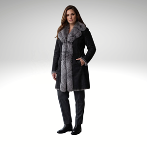 Manteau long en peau de mouton véritable gris pour femmes, vêtement d'extérieur raffiné pour l'hiver, mode par Novenza - Product Image 4