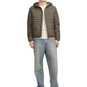 Blouson matelassé confortable pour homme, respirant, très vendu, léger, prix raisonnable, avec les dernières tendances. - Product Image 4