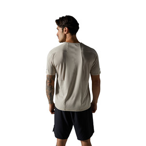 T-shirts de sport personnalisés pour hommes, coupe ajustée, col rond, manches courtes, en Spandex/Polyester, séchage rapide, respirants, écologiques, vierges, OEM/ODM - Product Image 3