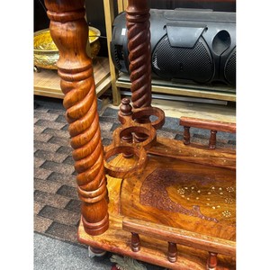 Estante para Vino de Madera de Sheesham Hecho a Mano - Soporte Rústico para 6 Botellas al por Mayor - Product Image 2
