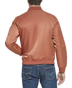 Chaqueta Varsity Personalizada para Hombre, Bordada, Acolchada, con Forro, Chaqueta Bomber de Béisbol con Cierre y Satén - Product Image 4