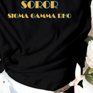 T-shirt personnalisé « Ma mère est ma soror » pour femme, noir, imprimé graphique, manches courtes, col rond, en coton, pour sororité grecque, famille, décontracté - Product Image 3