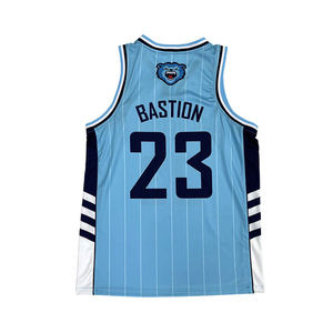 Ensemble de tenue de basketball personnalisée à sublimation intégrale, séchage rapide, respirante, pour hommes et femmes - Product Image 3