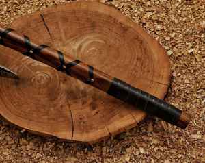 ขวานไวกิ้งคุณภาพสูงขายดี ผลิตด้วยมือ ด้ามไม้ เหล็กกล้าคาร์บอนสูง ใบมีดแบนกว้าง ลายสลัก - Product Image 3