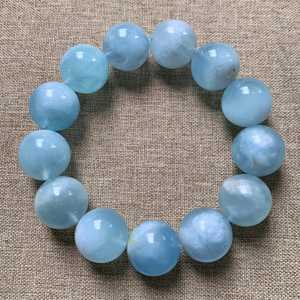 Bracelet en aquamarine bleu ciel naturel, bijou en cristal bleu apaisant, cadeau spirituel pour elle, style minimaliste - Product Image 4