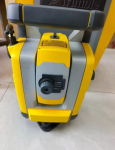 VENTES FLASH : Station totale robotisée industrielle Trimble RTS771 avec contrôleur FieldLink et accessoires - Product Image 3