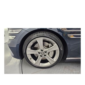 Genesis 2024 G80 2.5 Turbo AWD Essence 22 403 km Boîte de vitesses automatique Sièges en cuir Caméra latérale - Berline de luxe importée de Corée - Product Image 5