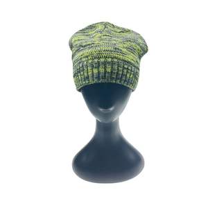 Bonnet unisexe d'hiver chaud en jacquard 100 % acrylique, imperméable, respirant, ajustable, tricoté, avec logo personnalisé, pour activités de plein air, décontracté, voyage - Product Image 1