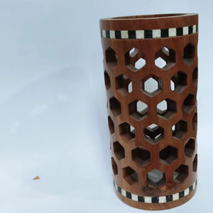 Pantalla de Lámpara Decorativa Cilíndrica Hecha a Mano con Incrustaciones de Hueso/Resina, Madera Maciza, Modelo DHI-3567 de DYNAMIC HANDICRAFT IMPEX para Dormitorio - Product Image 2