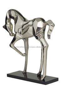 Esculturas de jirafa pequeñas y grandes Estatua de animal decorativa para el hogar y la Oficina Venta caliente Objetos de aluminio sólido Los mejores precios - Product Image 3