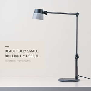 Lampe de bureau LED à bras articulé moderne Ra95 600lm avec variateur tactile 4000K, idéale pour la lecture à l'hôtel, à la maison ou au bureau - Product Image 1