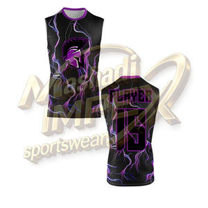7V7 Compressie-ademende Spandex/Polyester antibacteriële snel drogende uniformen voor teamtraining en wedstrijdgebruik - Product Image 1