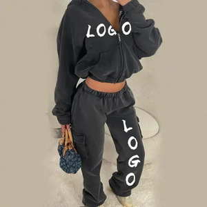 Ensemble de survêtement gris à capuche pour femme, fermeture éclair intégrale, imprimé logo, sweat-shirt décontracté et pantalon coupe ample, streetwear automne, 100% coton - Product Image 3