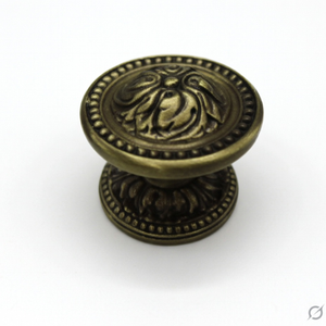 Pomo de Puerta de Latón Macizo de Primera Calidad con Acabado Antiguo |   Manija de Puerta Principal Resistente, Estilo Clásico Vintage, Herrajes de Entrada para el Hogar - Product Image 1