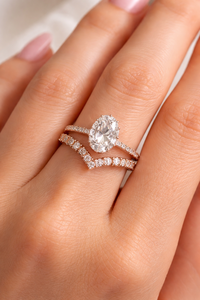 工場直販価格 ラボグロウンダイヤモンド オーバルカット バイパスエンゲージリング カーブパヴェバンドリングセット 18Kゴールド ブライダルプロミスリング - Product Image 4