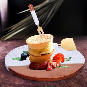 Juego de Tabla de Quesos Premium de Mármol y Madera de Acacia con Cuchillos de Queso de Acero Inoxidable Dorado, Tabla Redonda de Lujo para Servir Charcutería - Product Image 3