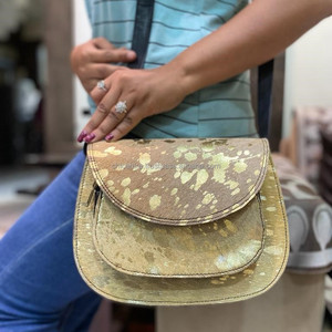 กระเป๋าสะพายข้างหนังวัวแท้ - Product Image 2