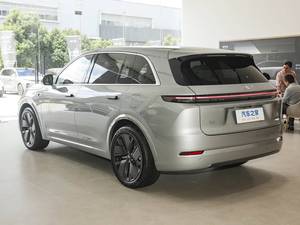 Lixiang L7 2025, SUV Híbrido con Volante a la Izquierda, Motor de 4 Ruedas con Caja de Cambios Automática, Vehículo de Nueva Energía con Batería de Litio Puro - Product Image 5