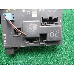 ECUs y Módulos de Computación Usados de Clase E A2115501626 - Product Image 3