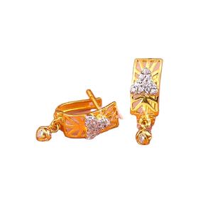 Boucles d'oreilles à pince Bali en or 18 carats pour femmes Bijoux en diamant minimalistes élégants Style tendance - Product Image 1