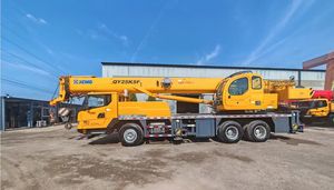 Grue mobile hydraulique d'occasion bien entretenue 2022 XCM-G QY25K5F 25t pour la pose d'éléments en béton - Product Image 4