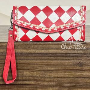 กระเป๋าสตางค์หนังลายตารางแดงขาวสุดฮิตสำหรับผู้หญิง พร้อมช่องใส่บัตรและเงินสดแบบตะวันตก สายคล้องข้อมือ - Product Image 1