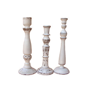 Ensemble de 3 bougeoirs en bois de manguier massif de simplicité moderne, ajout chic à la décoration de Noël minimaliste avec abat-jour blanc en PP - Product Image 4